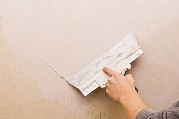 Tường bị thấm nước phải làm sao xử lý hiệu quả nhất
