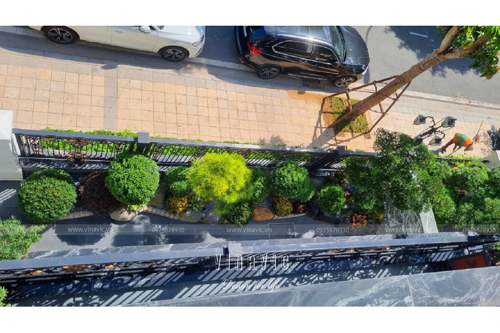 Thi công tiểu cảnh sân vườn trước nhà biệt thự Hoàng Lan Vinhomes TCSV2001