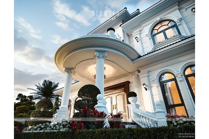 Biệt thự tân cổ điển 2 tầng mặt tiền 17mx11m 5 phòng ngủ BT2443
