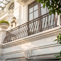 Thiết kế biệt thự phố tân cổ điển 3 tầng 1 áp mái 9x13m (117m2) BT2476