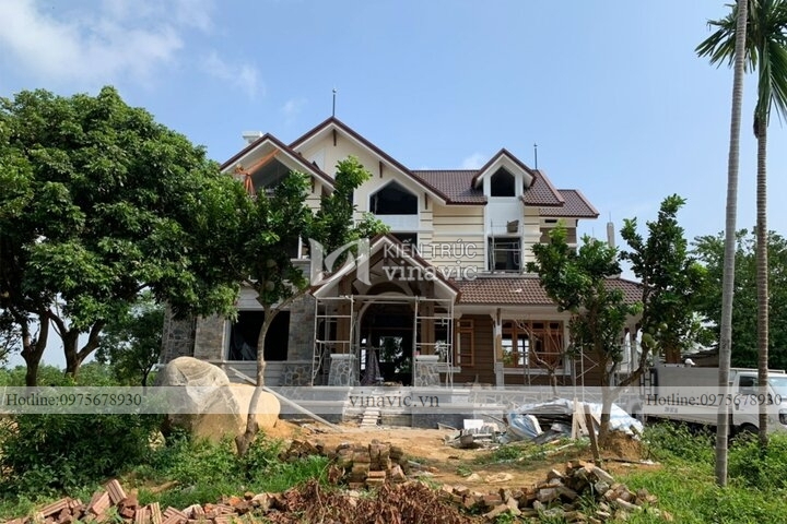 Thi công trọn gói biệt thự 2 tầng bằng gỗ conwood ở Lạng Sơn TCBT2105