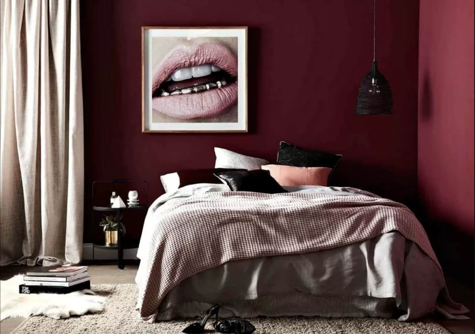 Màu sơn phòng ngủ đỏ lãng mạn
