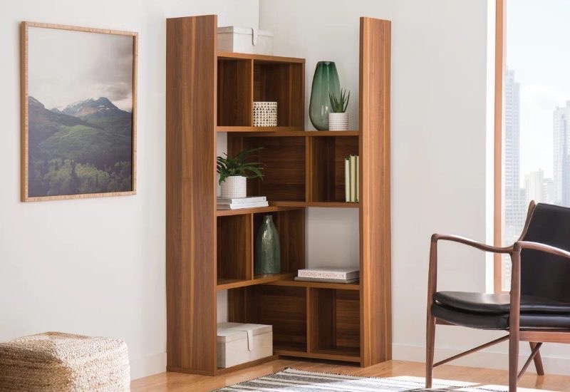 Tủ kệ kích thước nhỏ, đặt ở vị trí thấp