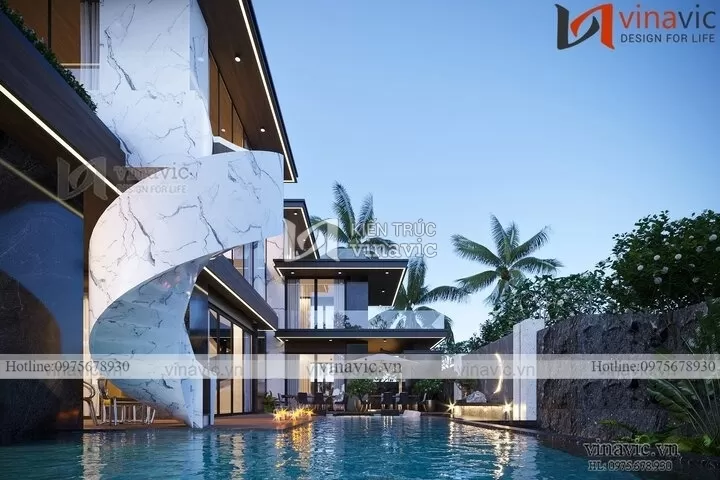 Hồ bơi đẳng cấp được thiết kế bao quanh bên hông nhà