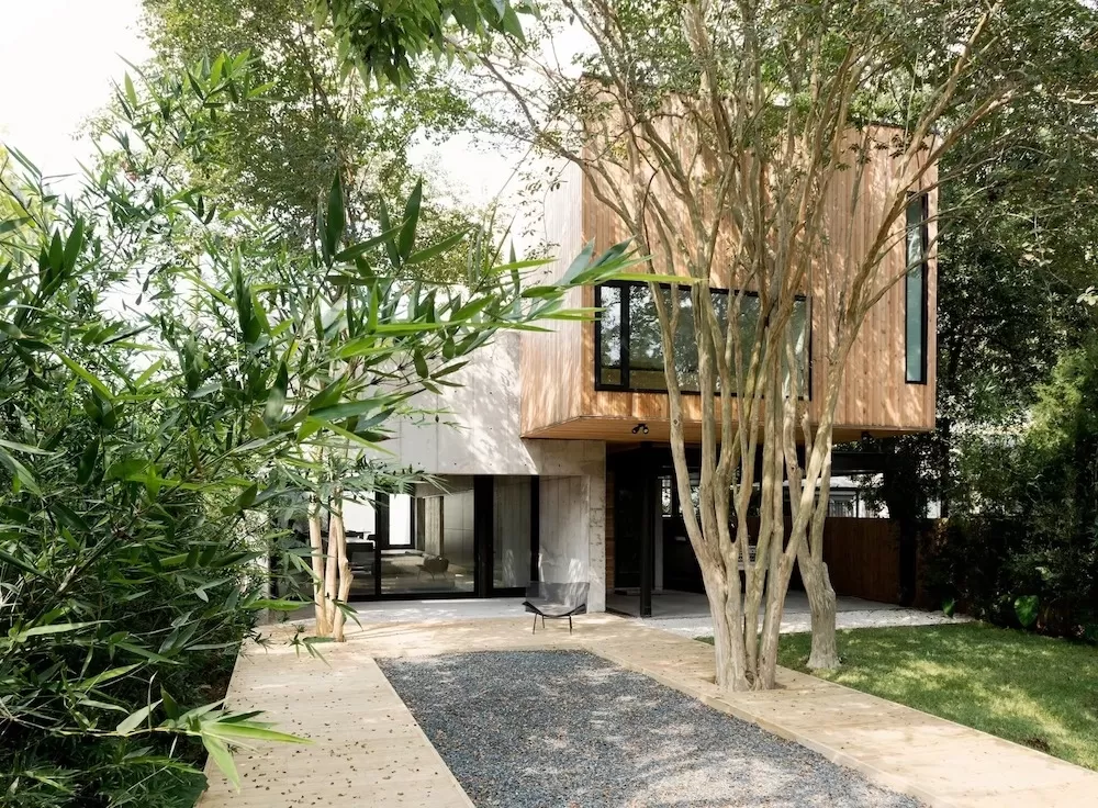 Nội thất tuy ít về số lượng nhưng được nâng cao về chất lượng