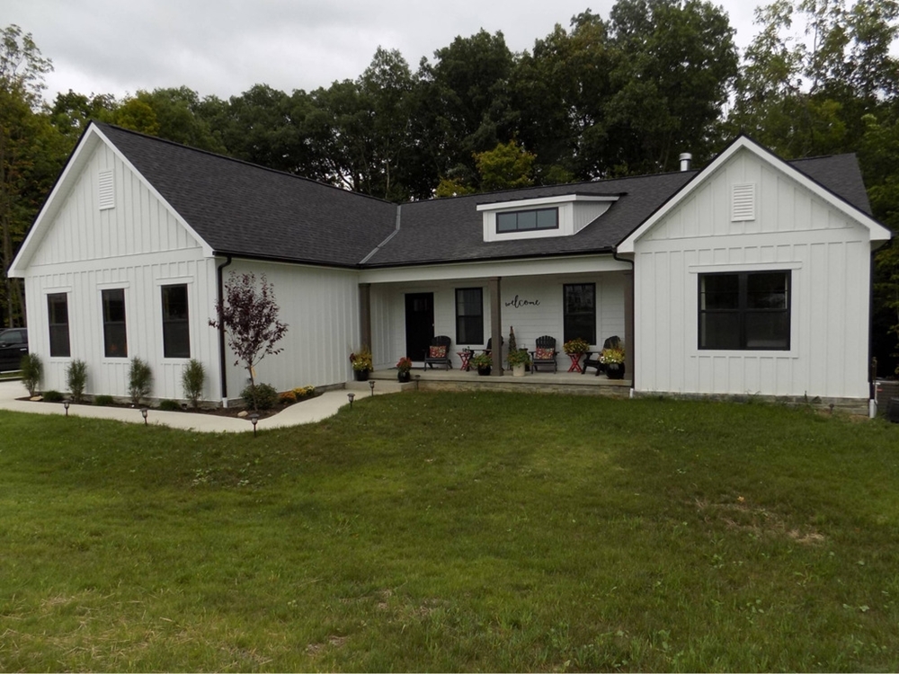 chữ L mái thái cho nhiều thành viên