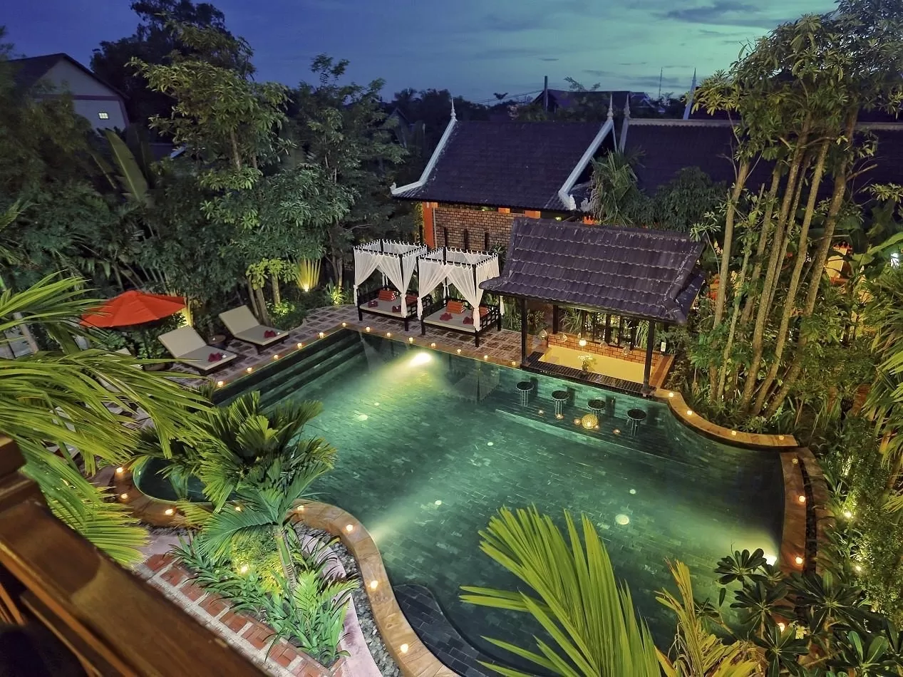 Mẫu thiết kế indochine villa có hồ bơi thoáng mát