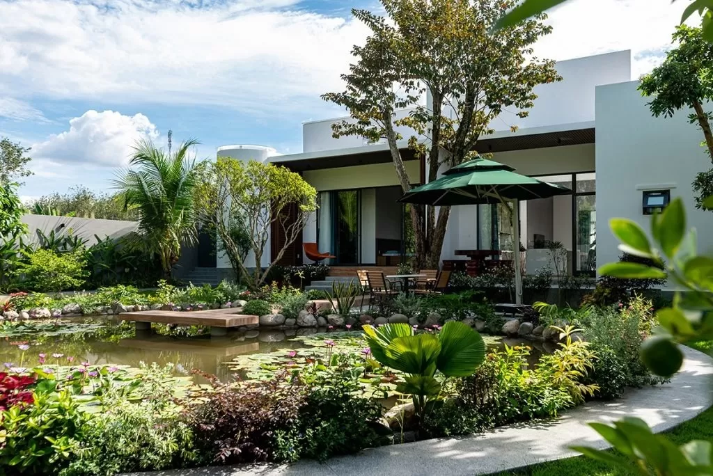 Nhà vườn 1 tầng 150m2 mái bằng có gác lửng