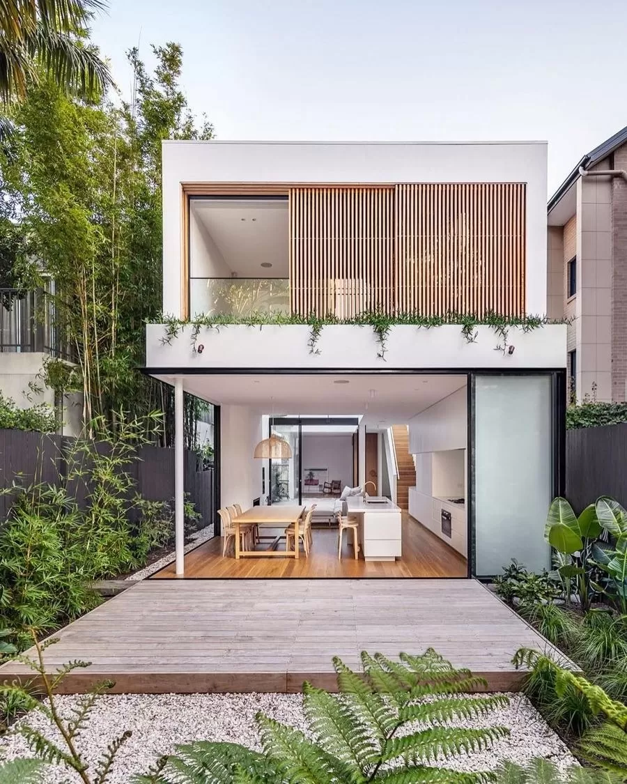 Nhà 2 tầng mái bằng 600 triệu có sân vườn