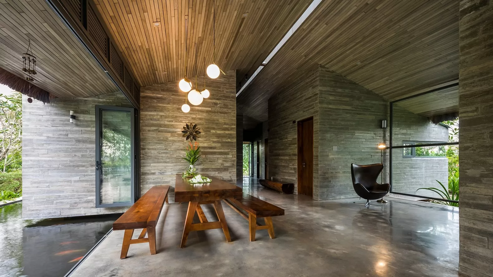 Nhà vườn nông thôn nam bộ là loại nhà ở theo kiến trúc nhà vườn, mang theo sự giản dị, mộc mạc đúng như bản chất thuộc về người dân sông nước