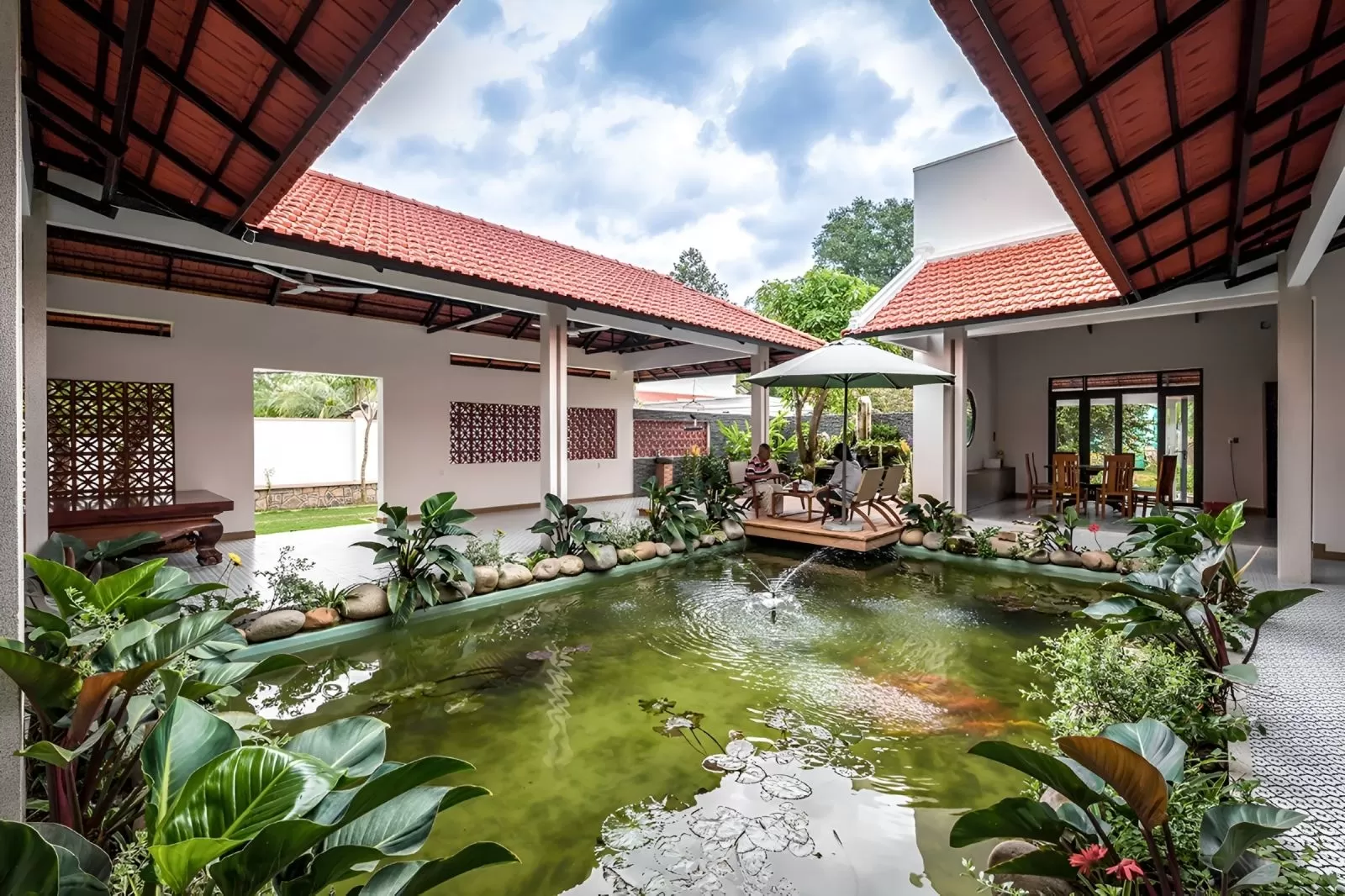 Nhà vườn nông thôn nam bộ là loại nhà ở theo kiến trúc nhà vườn, mang theo sự giản dị, mộc mạc đúng như bản chất thuộc về người dân sông nước