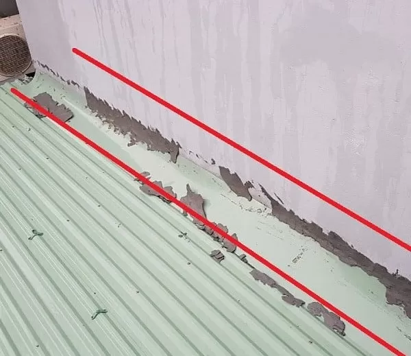 Xử lý khe hở giữa 2 nhà là vấn đề được nhiều gia đình quan tâm bởi đây là khu vực dễ bị thấm nhất giữa 2 nhà. 