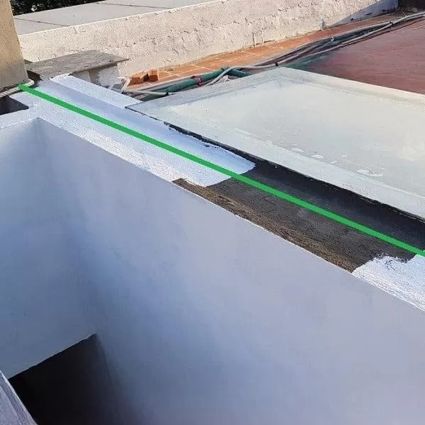 Xử lý khe hở giữa 2 nhà là vấn đề được nhiều gia đình quan tâm bởi đây là khu vực dễ bị thấm nhất giữa 2 nhà. 