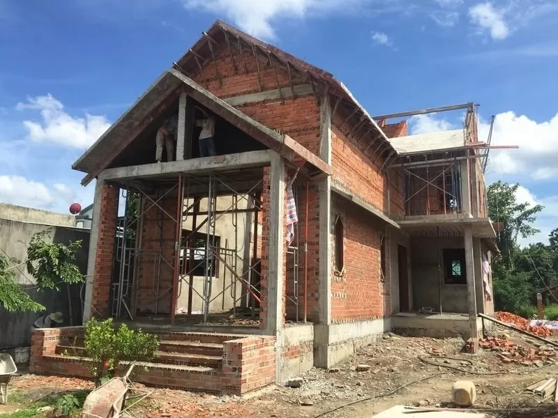 Nên xây nhà cấp 4 tường 10 trong điều kiện nền đất vững