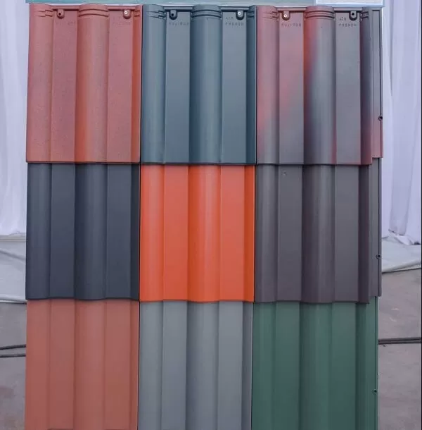 Trên thị trường, có rất nhiều loại ngói lợp mái nhật được sử dụng phổ biến, trong đó phải kể đến những loại ngói chất lượng tốt nhất, mẫu mã đẹp, giá thành hợp lý sau: Ngói Fuji, ngói Nakamura, ngói Murasaki, ngói Nippon, ngói Fuka, ngói Inari và ngói Ruby.