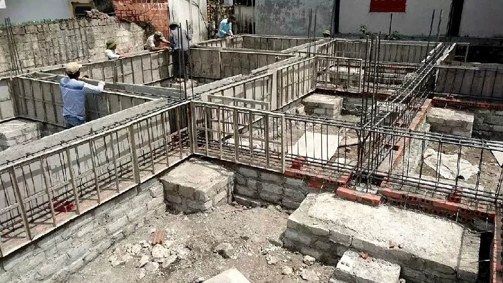 Thi công móng băng 