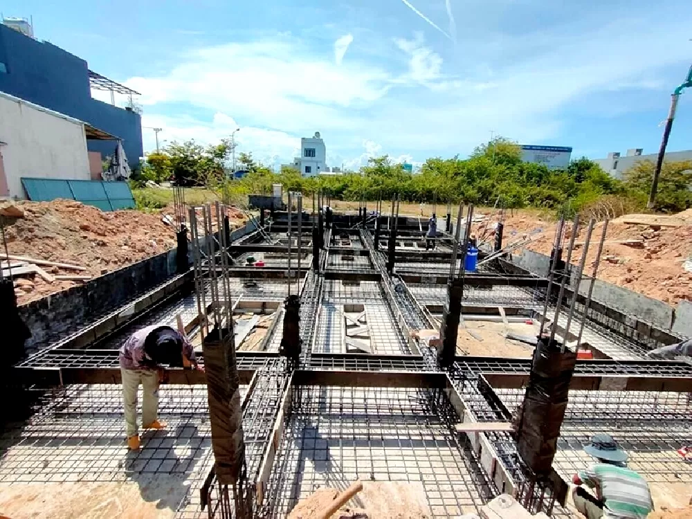 Móng băng 1 phương và móng băng 2 phương  Sự giống nhau giữa móng băng 1 phương và móng băng 2 phương là 2 loại móng phổ biến