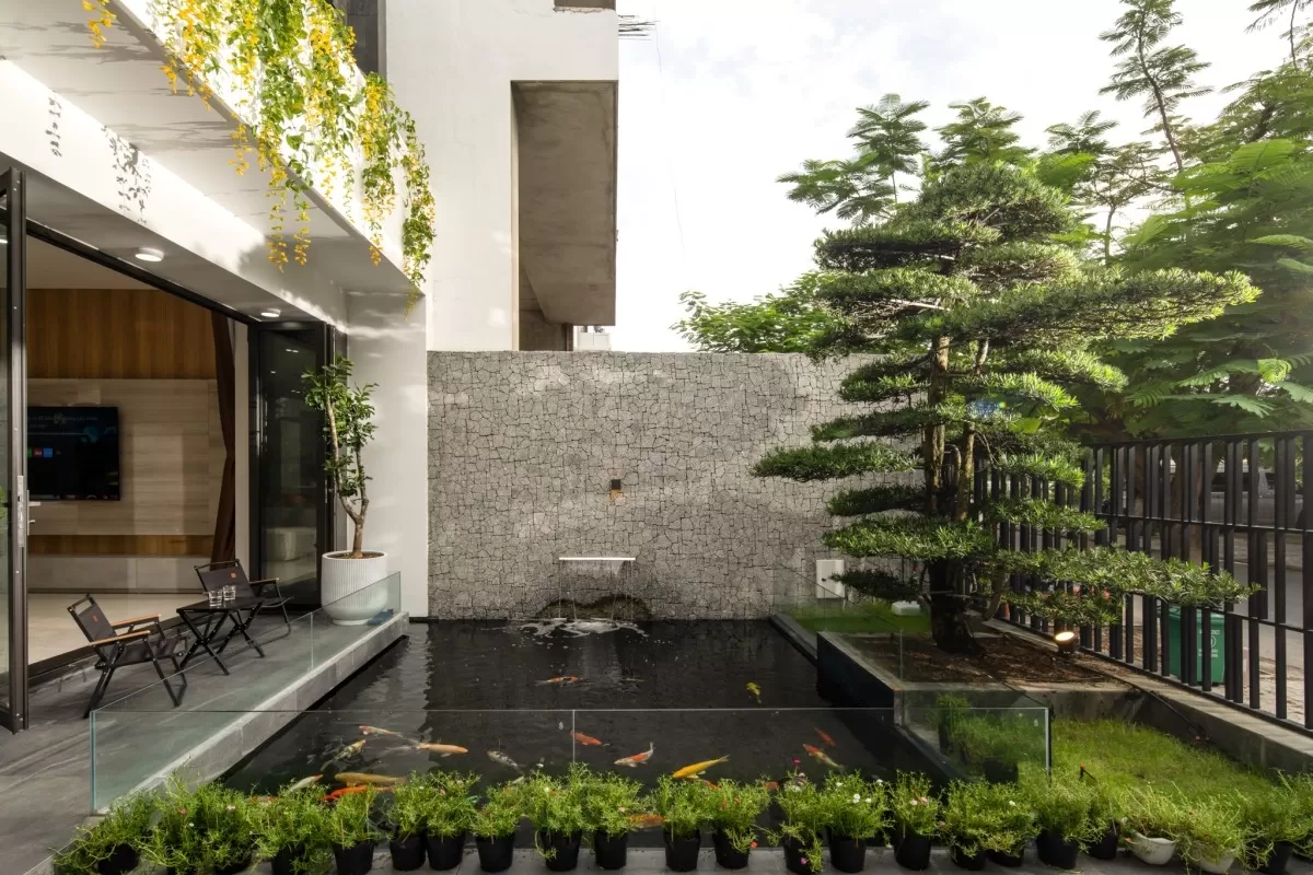 sự cân đối giữa các yếu tố về không gian, màu sắc, vật liệu và trang trí