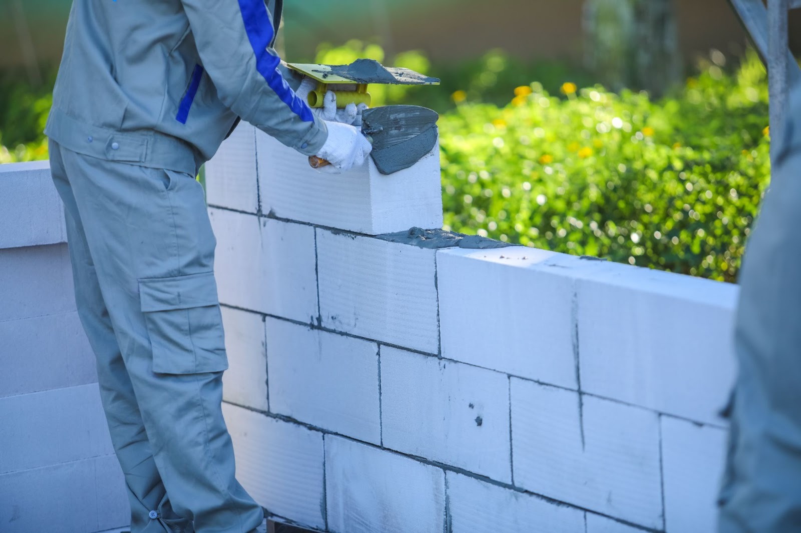 Cách chọn gạch xây nhà phù hợp đảm bảo chất lượng