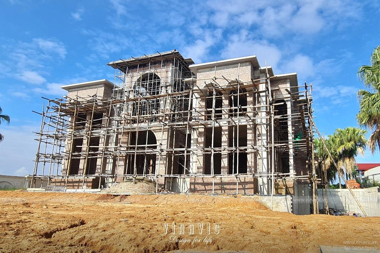 Thi công biệt thự Địa Trung Hải 340m2 (CĐT: Mr Phú- Hà Tĩnh) TCBT2207