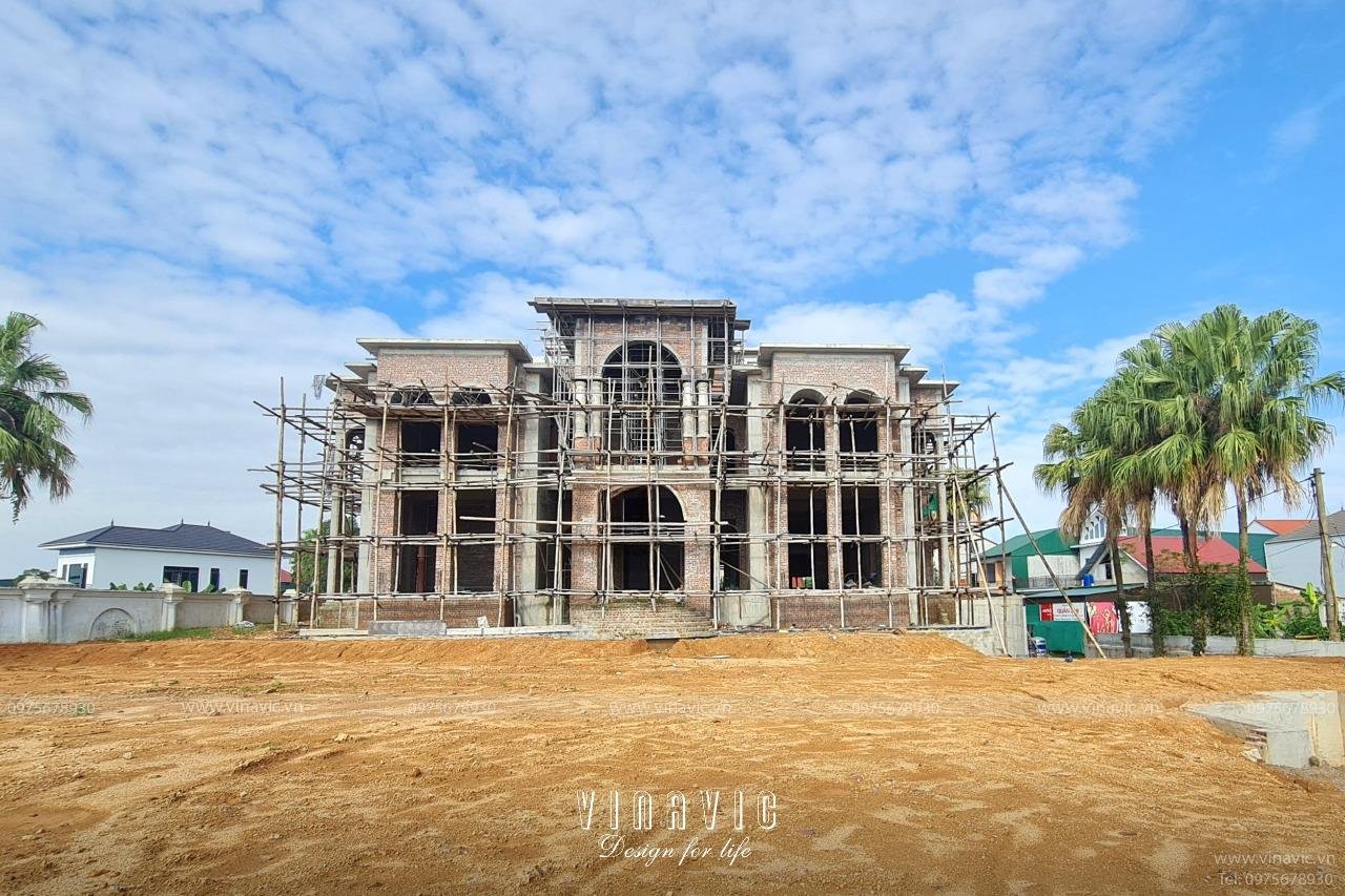 Thi công biệt thự Địa Trung Hải 340m2 (CĐT: Mr Phú- Hà Tĩnh) TCBT2207