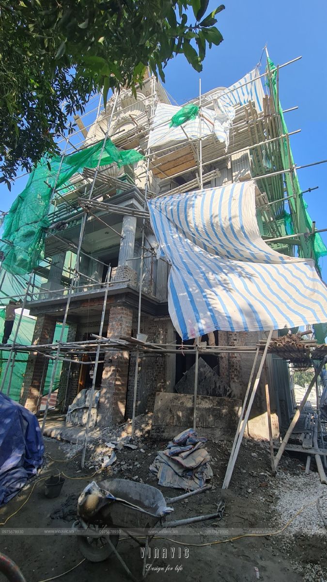 Thi công biệt thự tân cổ điển 4 tầng 1 hầm