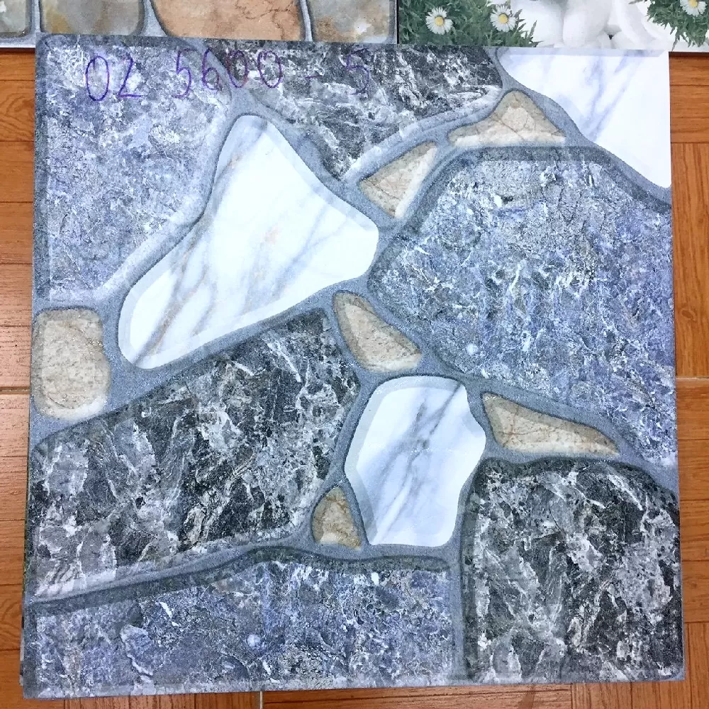 Gạch lát sân Vĩnh Thắng