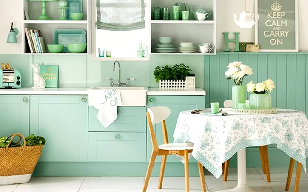 Căn bếp với màu xanh tươi mới