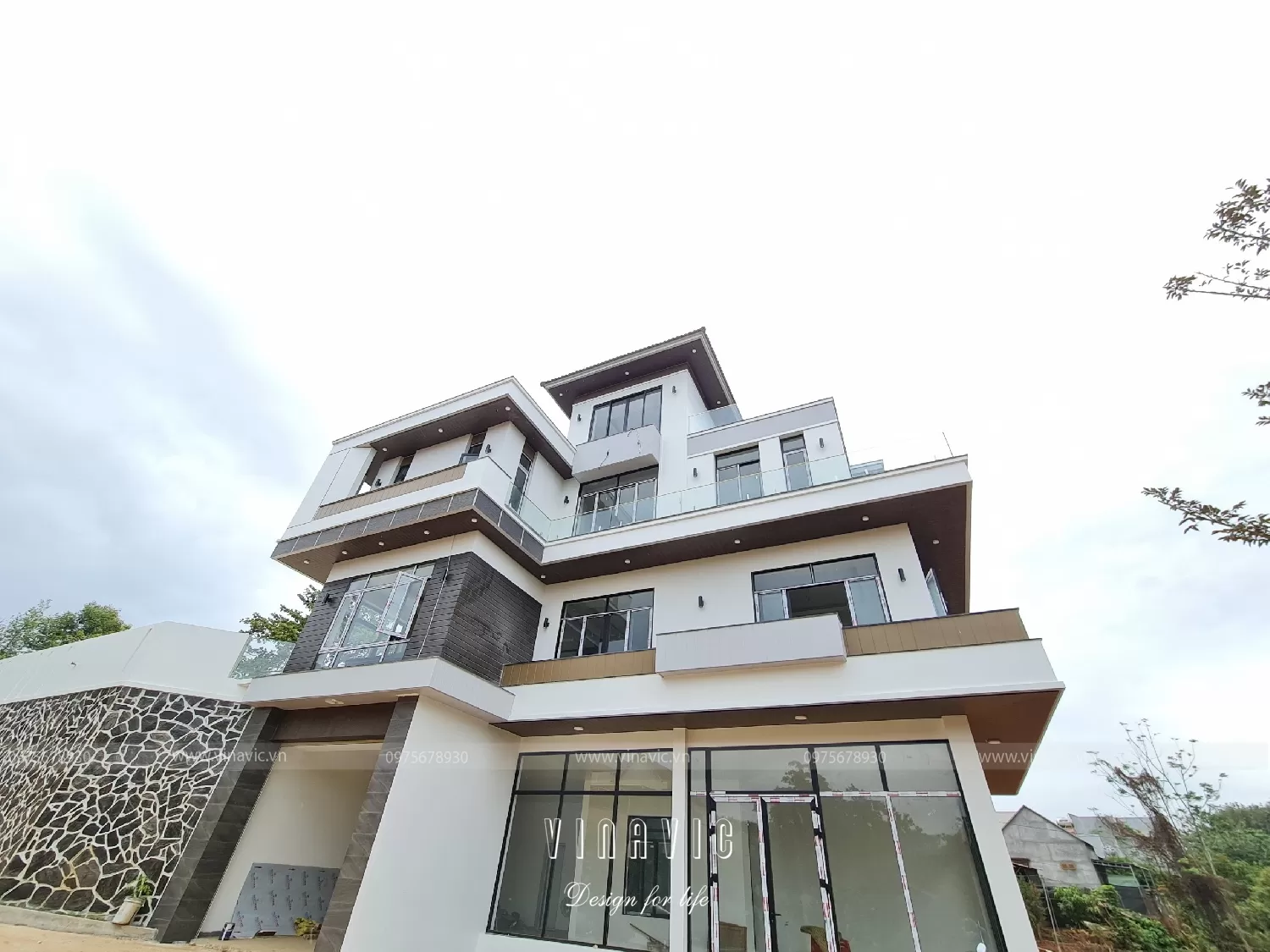 Nhà bê tông cốt thép bền vững chắc chắn, đa dạng phong cách thiết kế