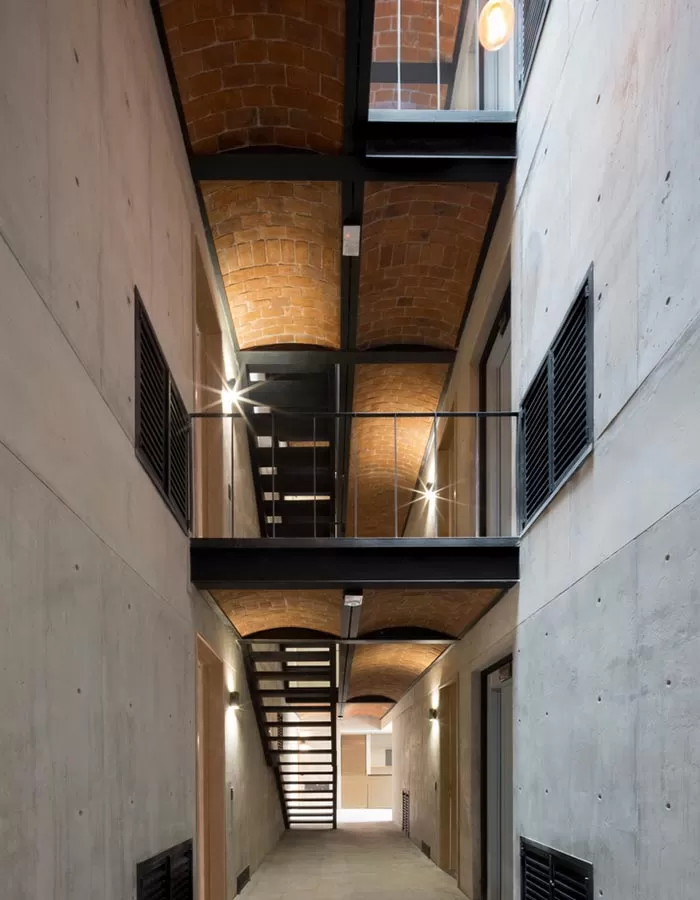 Thiết kế loft độc lạ với những đường nét thô sơ của vật liệu