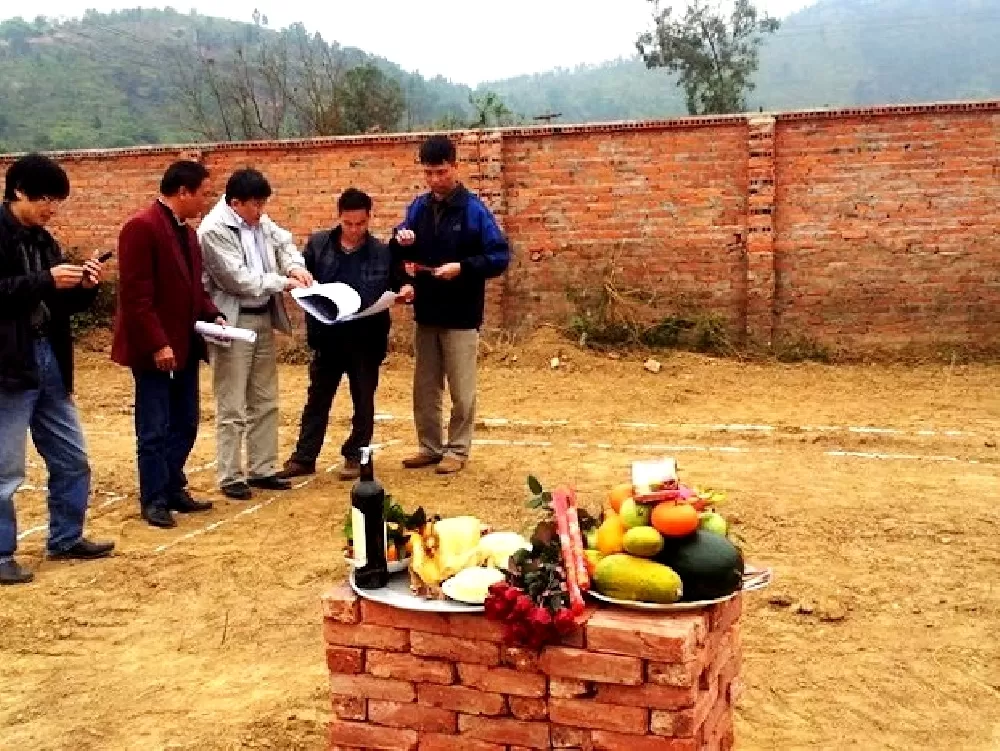 Dâng hương động thổ