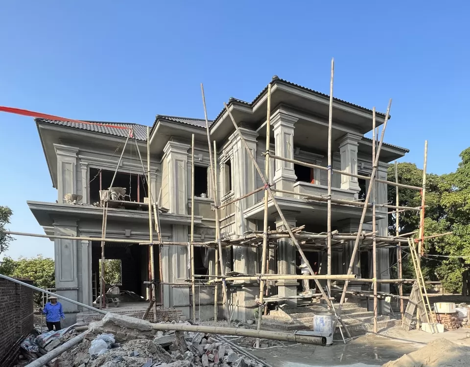 Nhà mới xây không nên sơn luôn