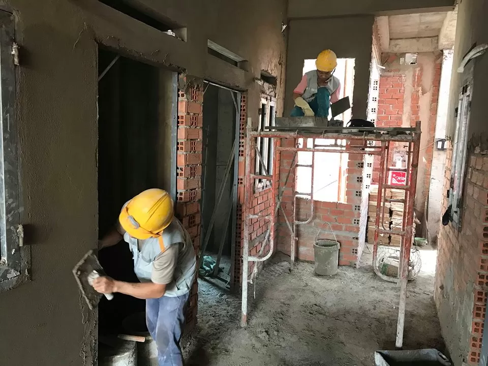 Xây tường 10 cho nhà phố