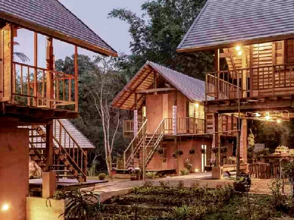 Thiết kế thể hiện sự giản dị, mộc mạc nhưng không kém phần tinh tế, tạo nên cảm giác gần gũi với thiên nhiên cho du khách.