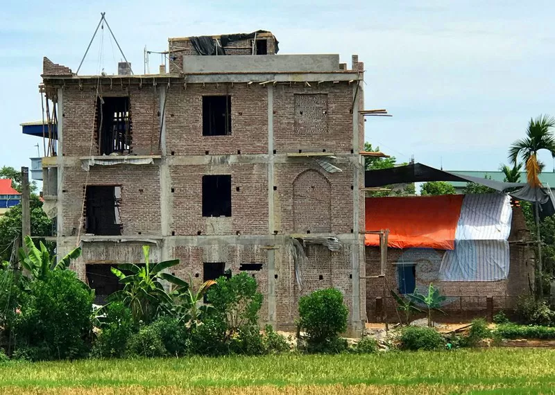 Xây nhà trên đất ruộng