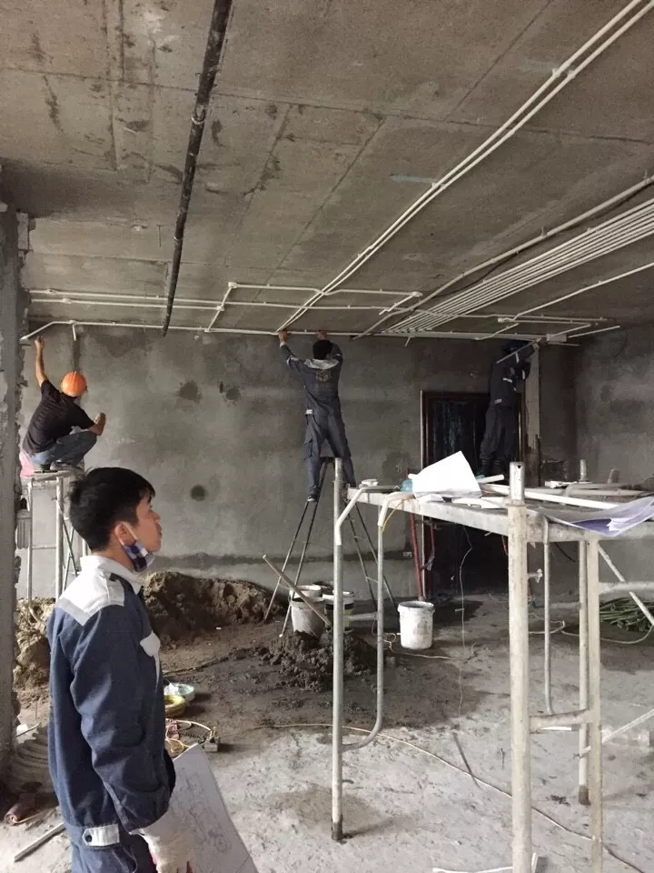 Giá thi công điện nước phụ thuộc chủ yếu vào nhu cầu khách hàng và tình hình thực tế