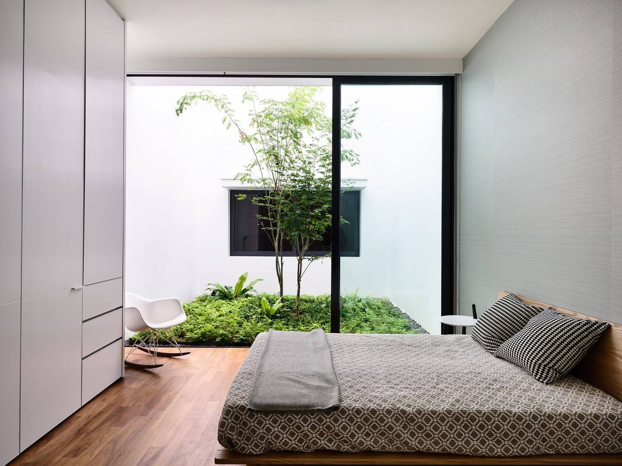 Thiết kế phòng ngủ tràn ngập ánh sáng thiên nhiên