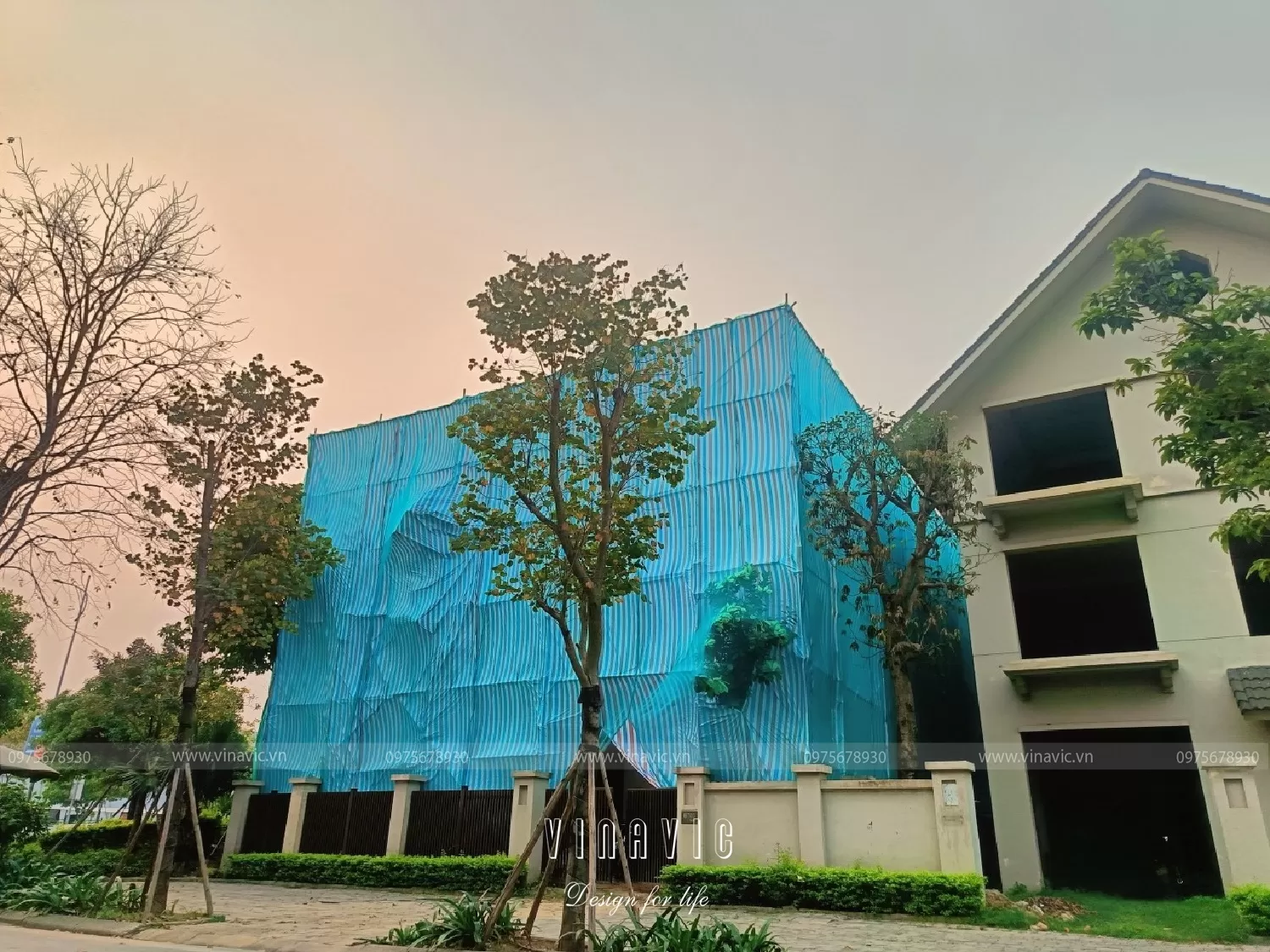 Che chắn và đảm bảo an toàn cho công nhân.