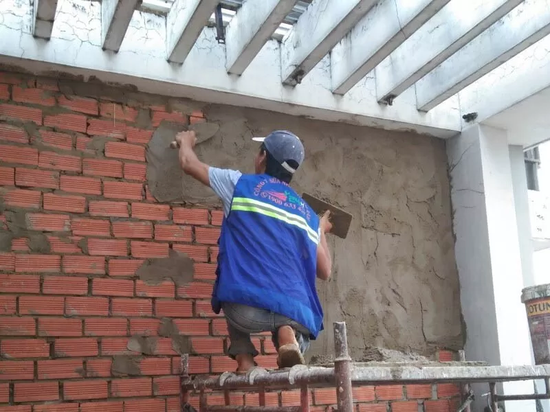 Xây tường trước giúp tạo kết cấu chắc chắn