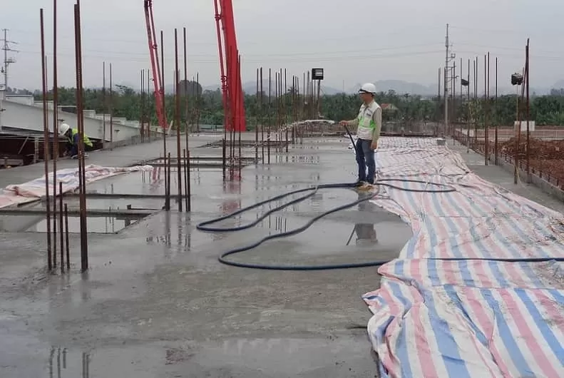 Tránh va chạm vật lý lên bê tông