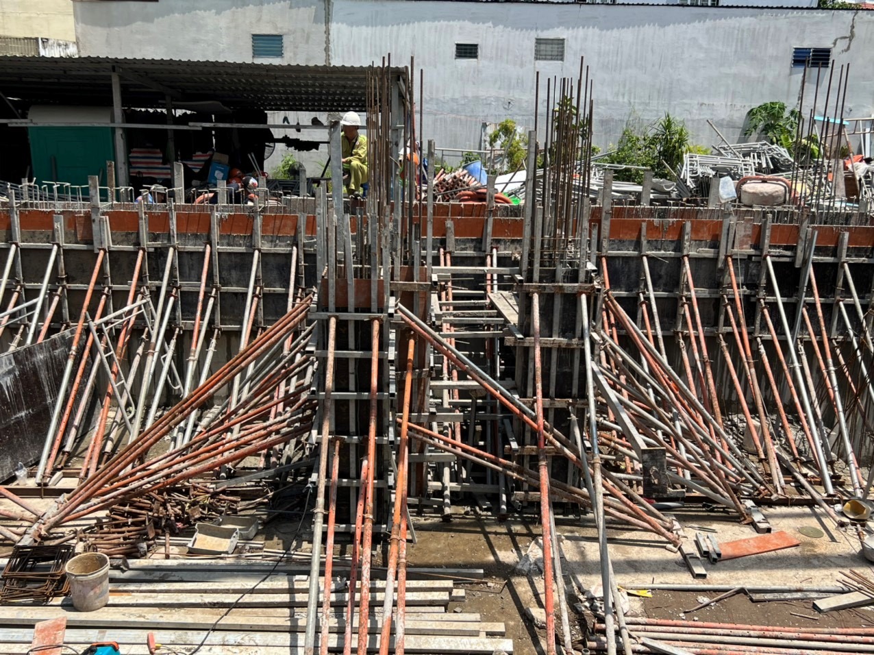 Các bộ phận của cốp pha cần được tháo dỡ sau đổ bê tông