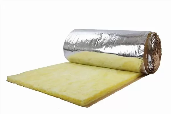 Dùng bông thủy tinh cách nhiệt chống nóng cho mái tôn