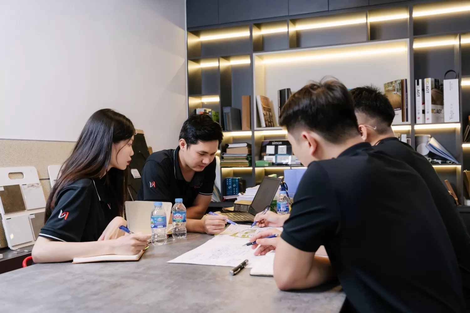 Đội ngũ kiến trúc Vinavic