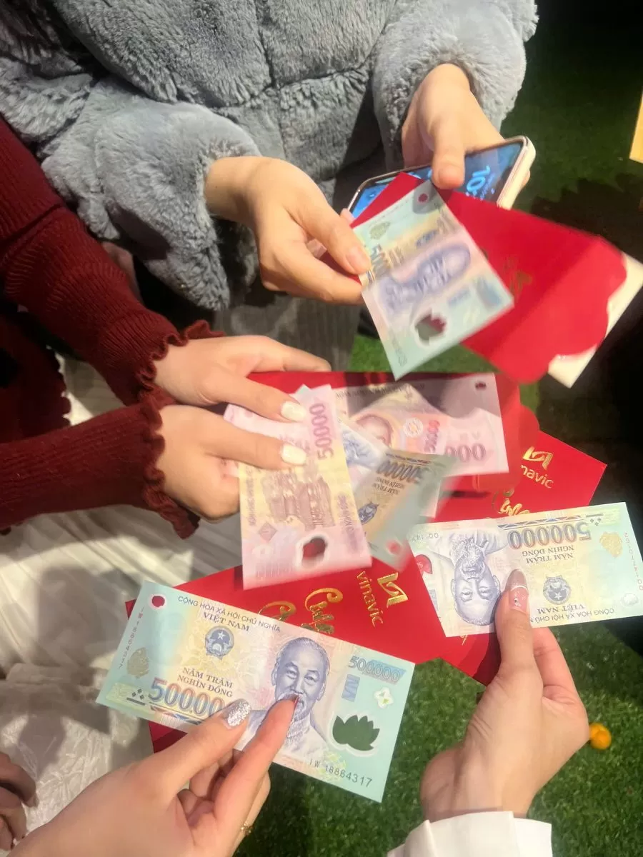 Khai xuân Kiến Trúc Vinavic