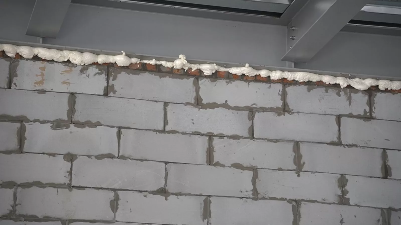 Quy trình thi công vật liệu bê tông khí chưng áp