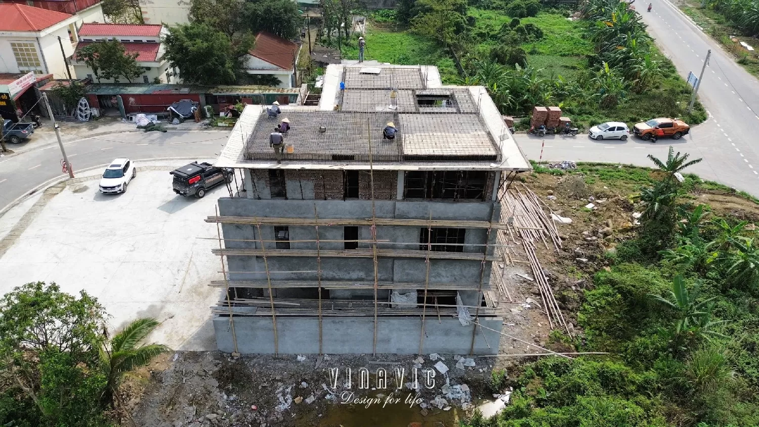 Lưu ý kỹ thuật khi thi công chống nóng mái bằng