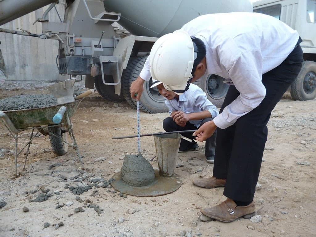 Tại sao cần kiểm tra bê tông tươi trước khi đổ