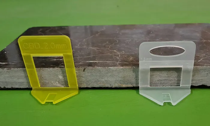 Ke căn bằng ốp lát gạch và đá