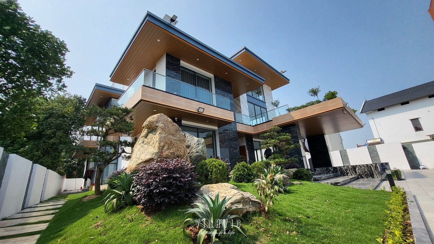 Thi công biệt thự hiện đại 3 tầng 500m2 (CĐT: Mr Vinh - Phú Thọ) TCBT2210