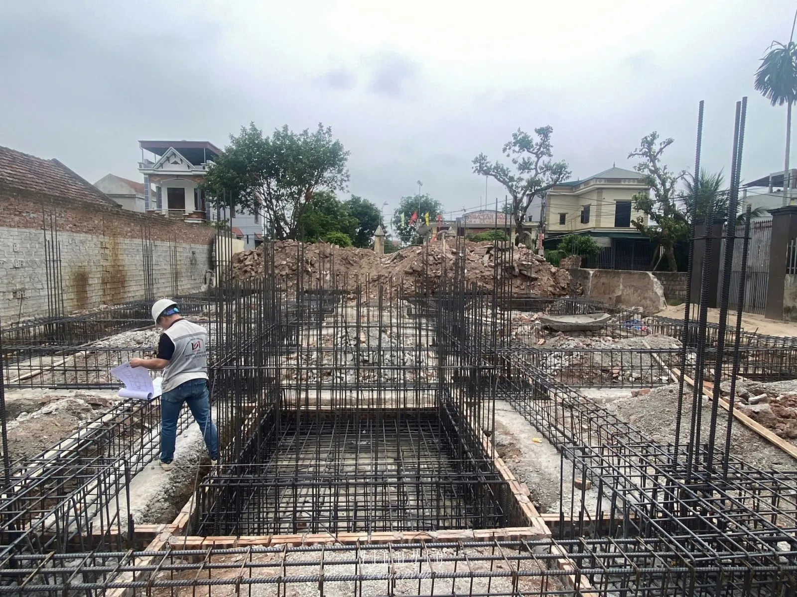 Tiêu chuẩn nghiệm thu ván khuôn móng